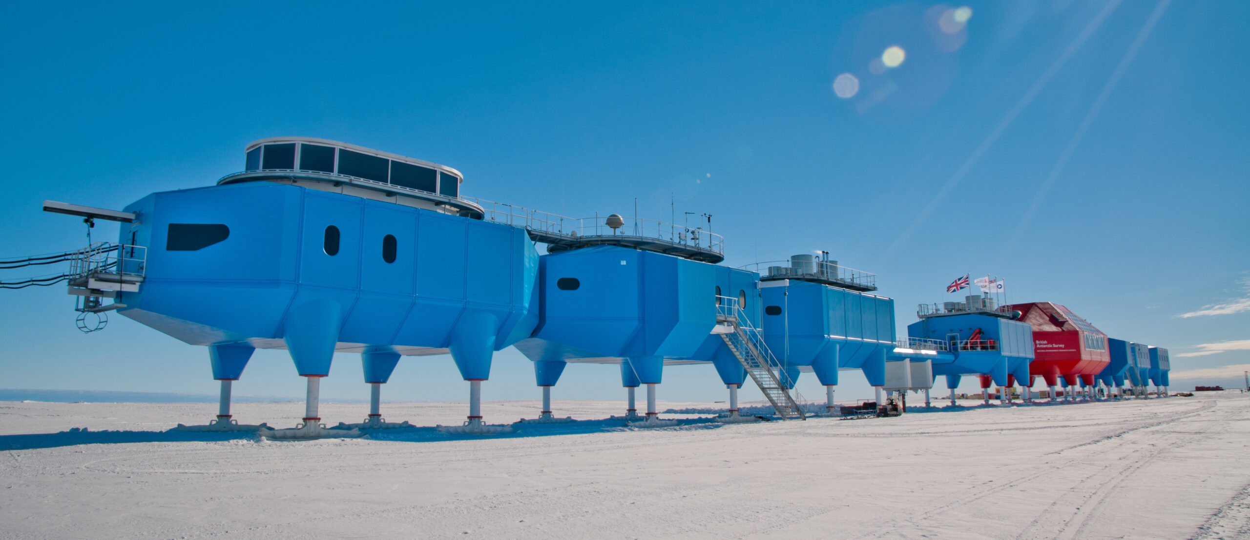 Halley VI Research Station - a long line of blue pods on raised legs